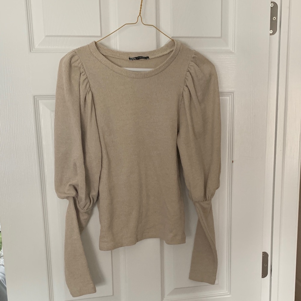 Zara Beige Puff Sleeve Top